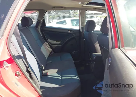 2006 Toyota Matrix Xr z USA, uszkodzony, nr VIN 2T1LR30EX6C552426